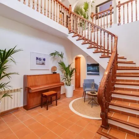 Traumfinca, Strandnah, Xxl Pool, Klima, Schnelles Wifi, Gym,tischtennis, Volleyball Сasa de vacaciones Pollensa